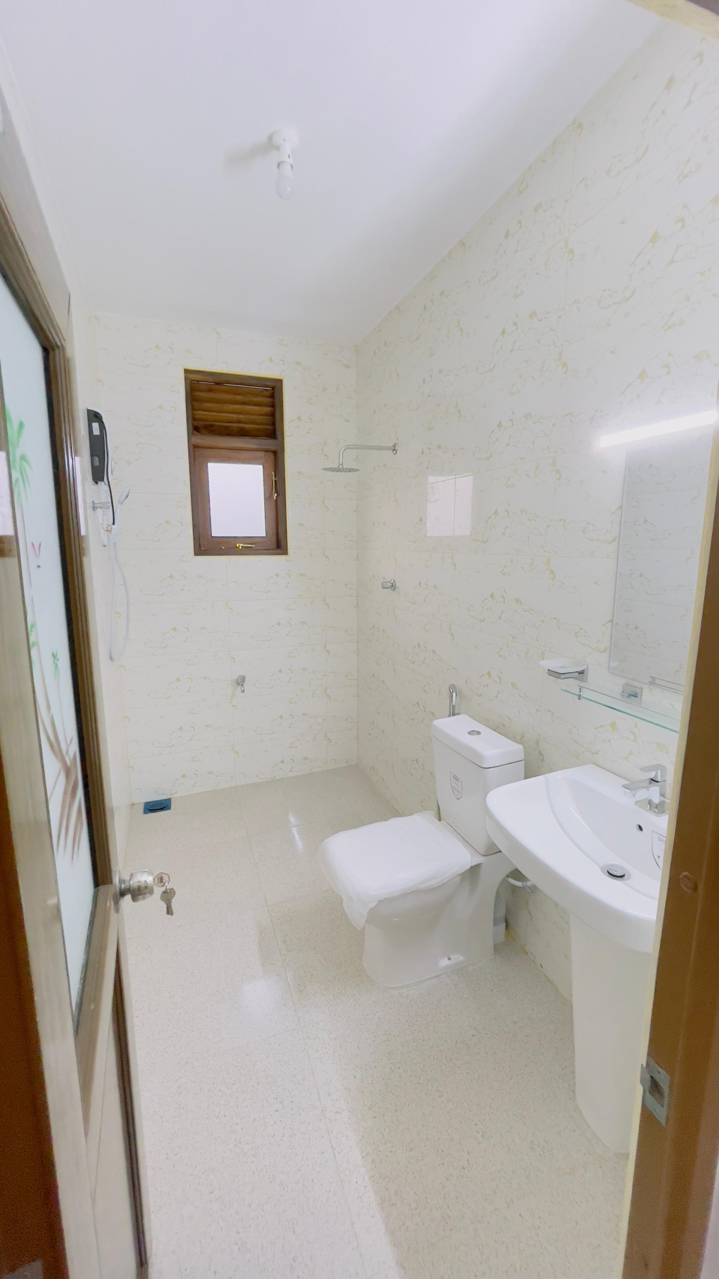 WhatsApp Image 2025-10-22 at 12.46.43_97fba805