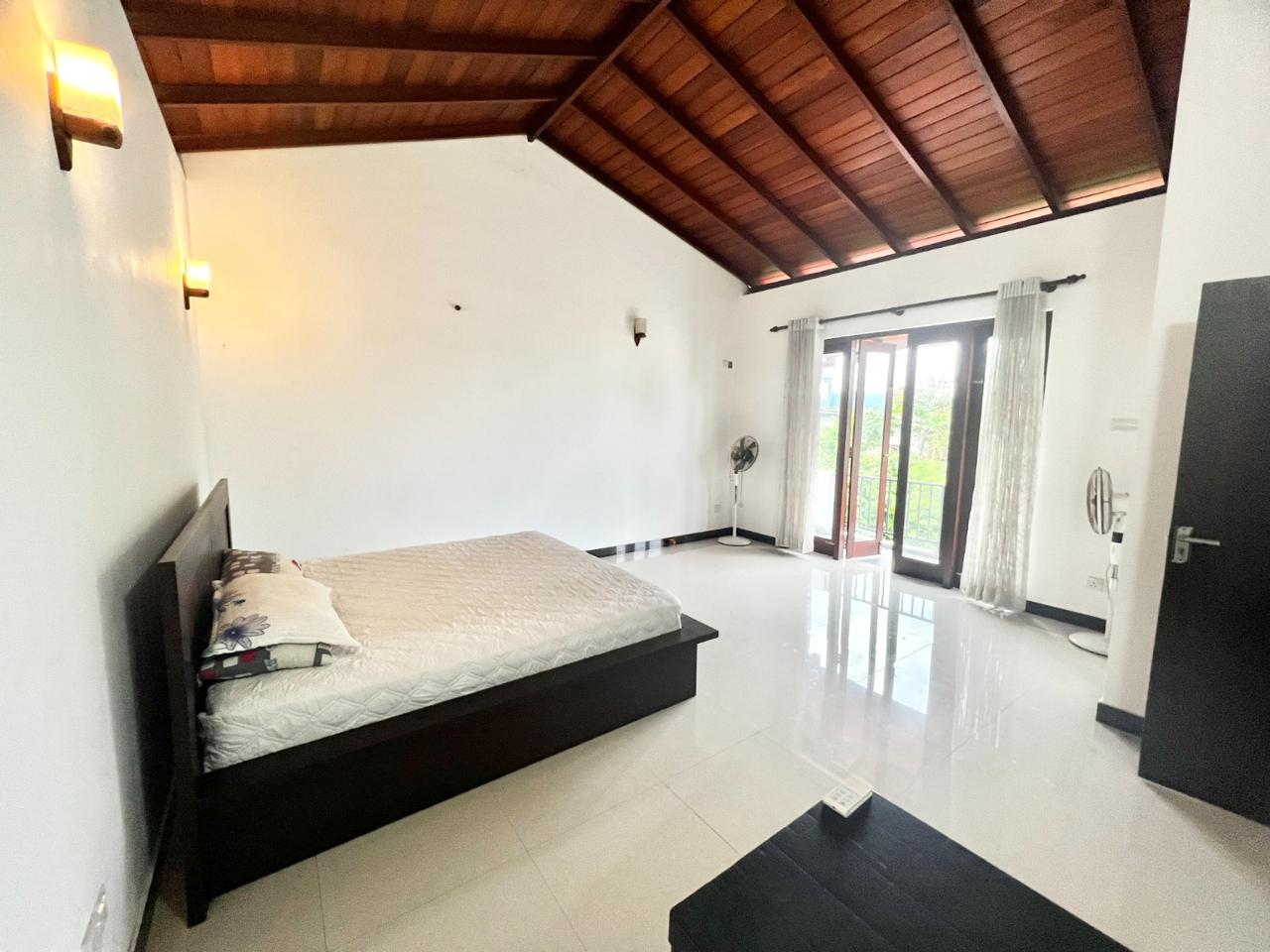 WhatsApp Image 2025-11-13 at 09.04.12_881fe3d8